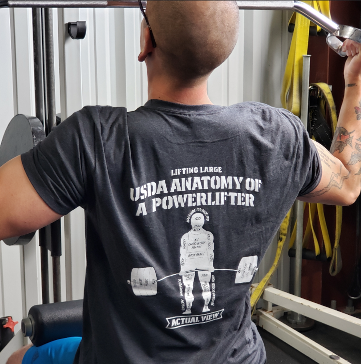 リフティングラージ USDA デッドリフティング・リアリティーTシャツ