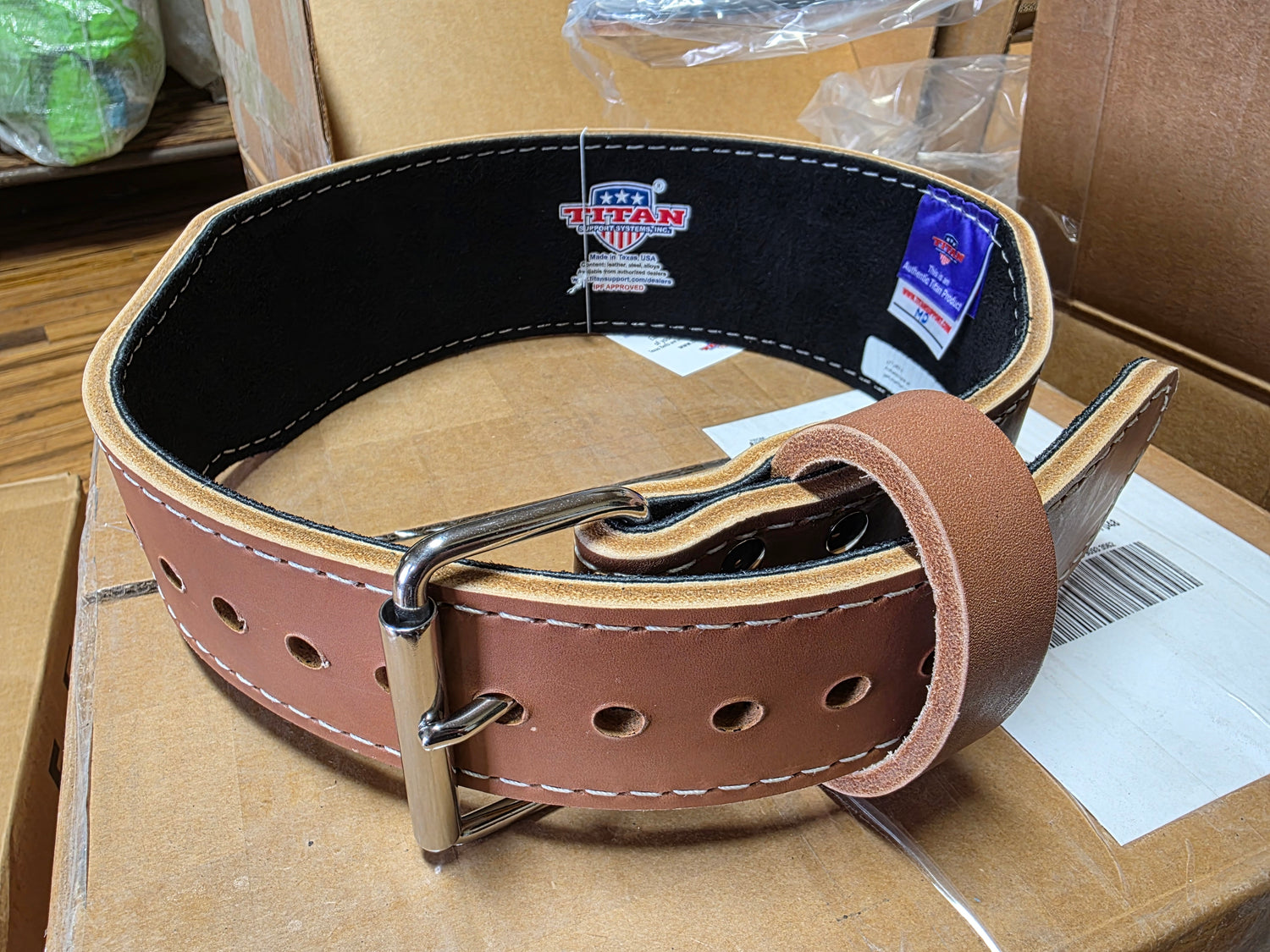 【セール】TITAN Texas トレーニングベルトIPF公認【ほぼ新品】 タイタン テキサストレーニングべルト テーパードフロント